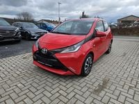 Gebraucht Toyota Aygo X-play 69 PS (50 kW) 2018 Rot Kleinwagen