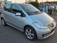 Gebraucht Mercedes A180 109 PS (80 kW) 2010 Silber Limousine
