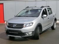 Gebraucht Dacia Sandero Prestige 90 PS (66 kW) 2014 Silber  metallic Kleinwagen
