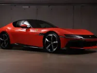 Neu Ferrari 12 Cilindri 825 PS (606 kW) 2025 Orange