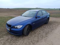 Gebraucht BMW 318 143 PS (105 kW) 2008 Blau Limousine