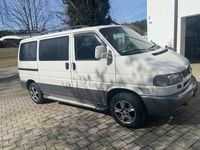 Second-hand VW Caravelle 102 CP (75 kW) 2002 Alb Van