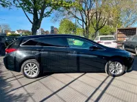 Gebraucht Hyundai i40 Trend 135 PS (99 kW) 2017 Schwarz Kombi