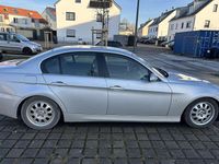 Gebraucht BMW 325 218 PS (160 kW) 2005 Grau Limousine