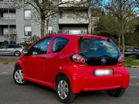 Gebraucht Toyota Aygo Cool 68 PS (50 kW) 2009 Rot Kleinwagen