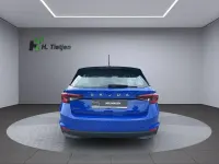 Neu Skoda Fabia Essence 80 PS (58 kW) 2026 Blau Kleinwagen
