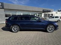Gebraucht VW Passat 179 PS (131 kW) 2016 Blau Kombi