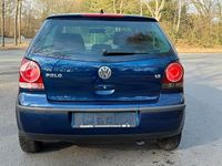 Gebraucht VW Polo 64 PS (47 kW) 2007 Blau Kleinwagen