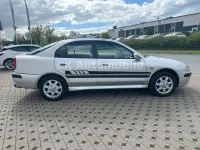 Gebraucht Mitsubishi Carisma Elegance 125 PS (91 kW) 2000 Silber Limousine