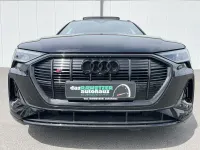 Gebraucht Audi e-tron Ambiente 369 kW (503 PS) 2022 Mythosschwarz SUV