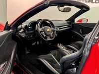 Gebraucht Ferrari 458 570 PS (419 kW) 2015 Rot Cabrio