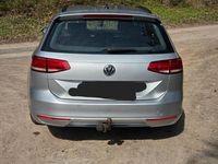 Gebraucht VW Passat Trendline 150 PS (110 kW) 2015 Silber Kombi