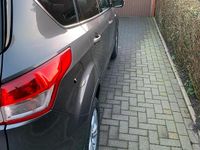 Gebraucht Ford Kuga Trend 150 PS (110 kW) 2014 Grau SUV
