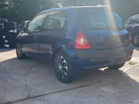 Gebraucht Renault Clio 75 PS (55 kW) 2004 Blau Kleinwagen