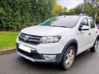 Gebraucht Dacia Sandero Prestige 90 PS (66 kW) 2014 Weiß Kleinwagen
