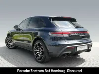Gebraucht Porsche Macan 381 PS (280 kW) 2022 Nachtblaumetallic SUV