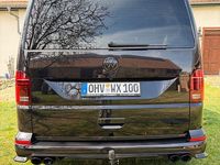 Second-hand VW Multivan Highline 230 CP (169 kW) 2024 Negru Monovolum