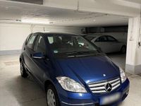 Gebraucht Mercedes A180 Avantgarde 109 PS (80 kW) 2011 Blau Limousine