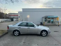 Gebraucht Mercedes C230 194 PS (142 kW) 1998 Silber Limousine