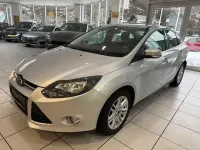 Gebraucht Ford Focus Titanium 125 PS (91 kW) 2012 Silber Limousine