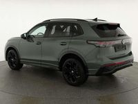 Gebraucht VW Tiguan R-line 265 PS (194 kW) 2025 Cipressino grün metallic SUV
