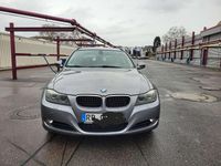 Gebraucht BMW 318 143 PS (105 kW) 2011 Spacegrau metallic Kombi