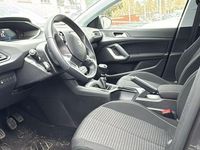 Gebraucht Peugeot 308 115 PS (84 kW) 2019 Andere Limousine