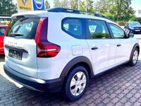 Gebraucht Dacia Jogger 101 PS (74 kW) 2022 Gletscherweiss Van / Kleinbus
