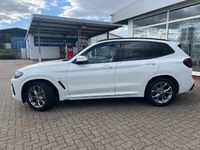 gebraucht BMW X3 xDrive30i M-Paket AT AHK LED NAVI RFK