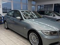 Gebraucht BMW 320 150 PS (110 kW) 2005 Limousine