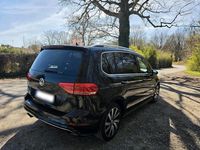 Second-hand VW Multivan 193 CP (141 kW) 2017 Negru Monovolum