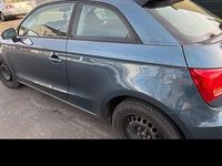 Gebraucht Audi A1 85 PS (62 kW) 2015 Blau Kleinwagen