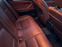 Gebraucht BMW 520 184 PS (135 kW) 2012 Braun Limousine