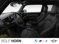 Gebraucht Mini Cooper SE Classic 135 kW (184 PS) 2022 Midnight black metallic Kleinwagen