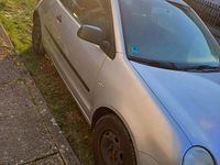 Gebraucht VW Polo 64 PS (47 kW) 2003 Silber Kleinwagen