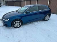 Gebraucht Audi A3 105 PS (77 kW) 2014 Blau Coupé