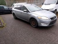 Gebraucht Ford Mondeo Titanium 140 PS (102 kW) 2010 Blau Kombi