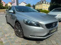 Gebraucht Volvo V40 Momentum 150 PS (110 kW) 2012 Silber Kleinwagen