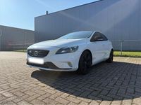 Gebraucht Volvo V40 R-Design 200 PS (147 kW) 2015 Weiß Limousine