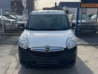 Gebraucht Opel Combo 95 PS (69 kW) 2018 Weiß Van / Kleinbus