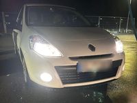 Gebraucht Renault Clio III 75 PS (55 kW) 2009 Weiß Kleinwagen