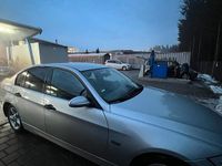 Gebraucht BMW 318 129 PS (94 kW) 2006 Silber Limousine