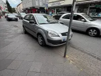 Gebraucht Kia Rio Attract 75 PS (55 kW) 2009 Grau Kleinwagen