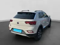 Gebraucht VW T-Roc Move 150 PS (110 kW) 2024 Grau SUV