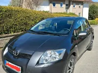 Gebraucht Toyota Auris 124 PS (91 kW) 2008 Grau Kleinwagen