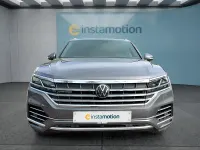 Gebraucht VW Touareg 381 PS (280 kW) 2023 Grau SUV