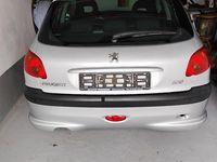 Gebraucht Peugeot 206 75 PS (55 kW) 2007 Silber Limousine