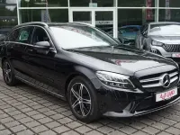 Gebraucht Mercedes C180 Avantgarde 156 PS (114 kW) 2020 Schwarz Limousine