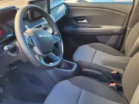 Gebraucht Dacia Jogger Extreme 110 PS (80 kW) 2025 Grün Van / Kleinbus