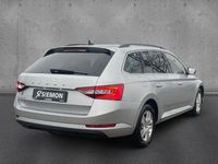 Gebraucht Skoda Superb Ambition 150 PS (110 kW) 2022 Silber Kombi